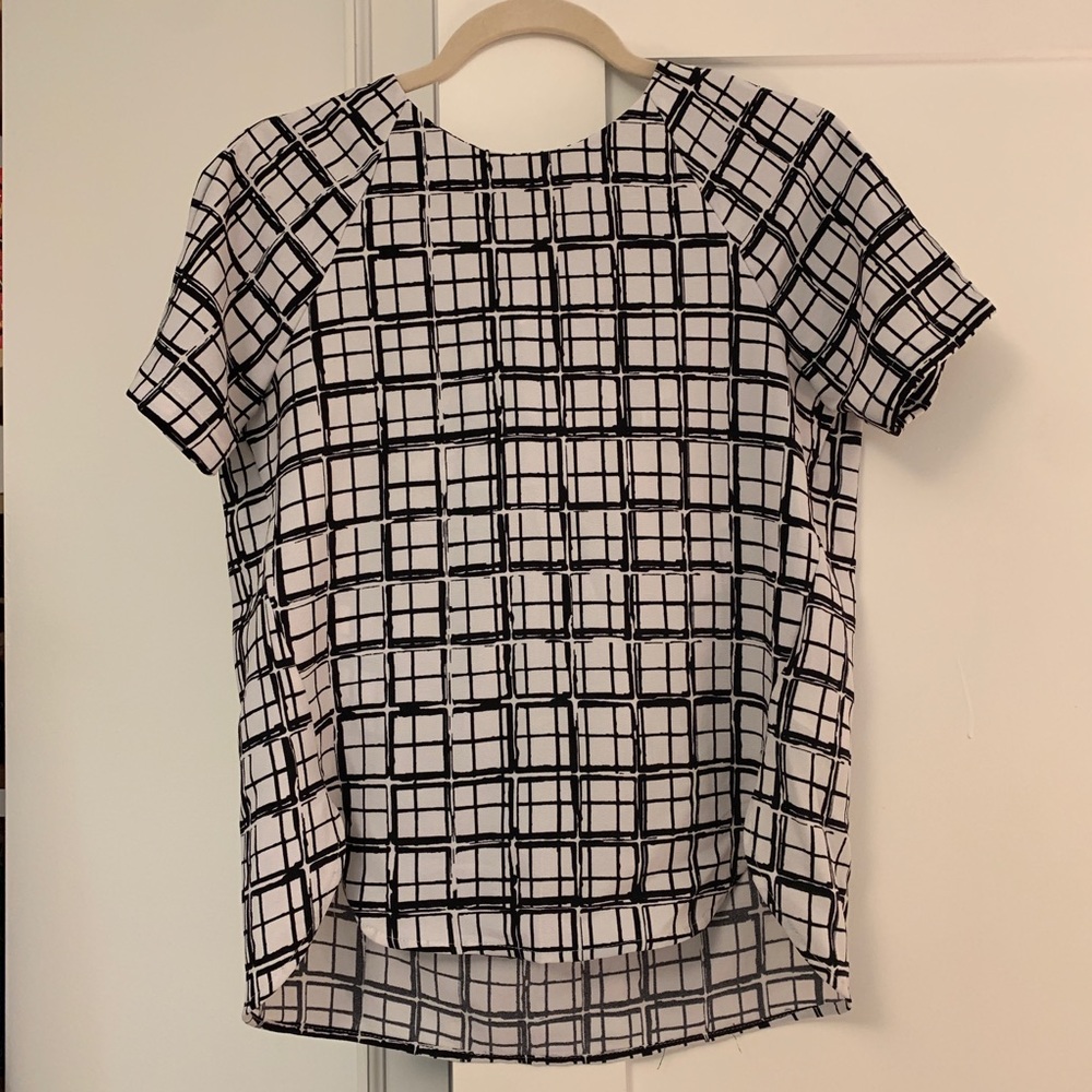 H&M short sleeve blouse